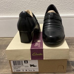 Rosalyn Nicole black leather by Clark’s. Size 6.